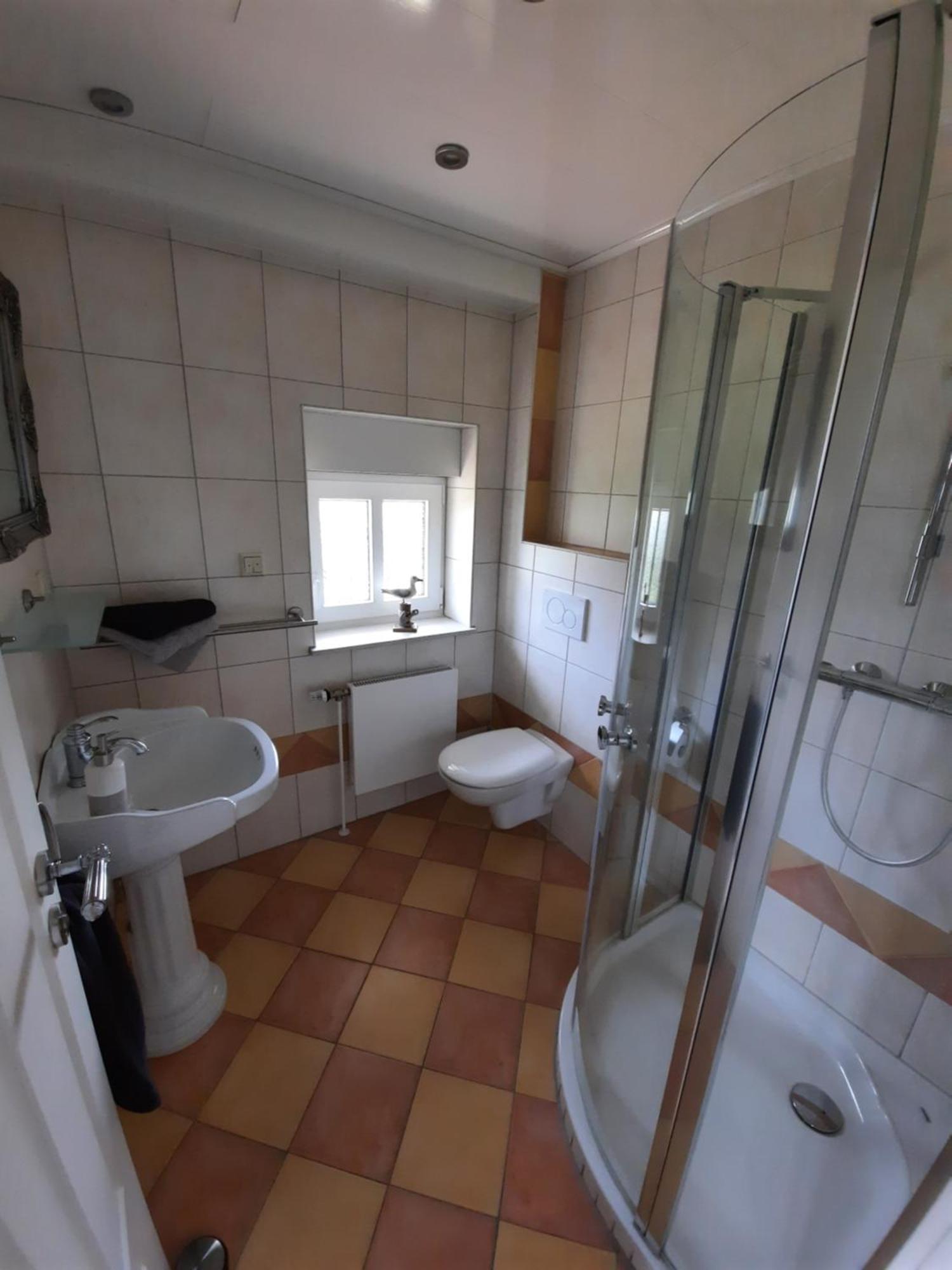 Tolles Ferienhaus In Pilsum - Ferienhaus Trientje - Mit Garten Und Ueberdachter Terrasse Zewnętrze zdjęcie